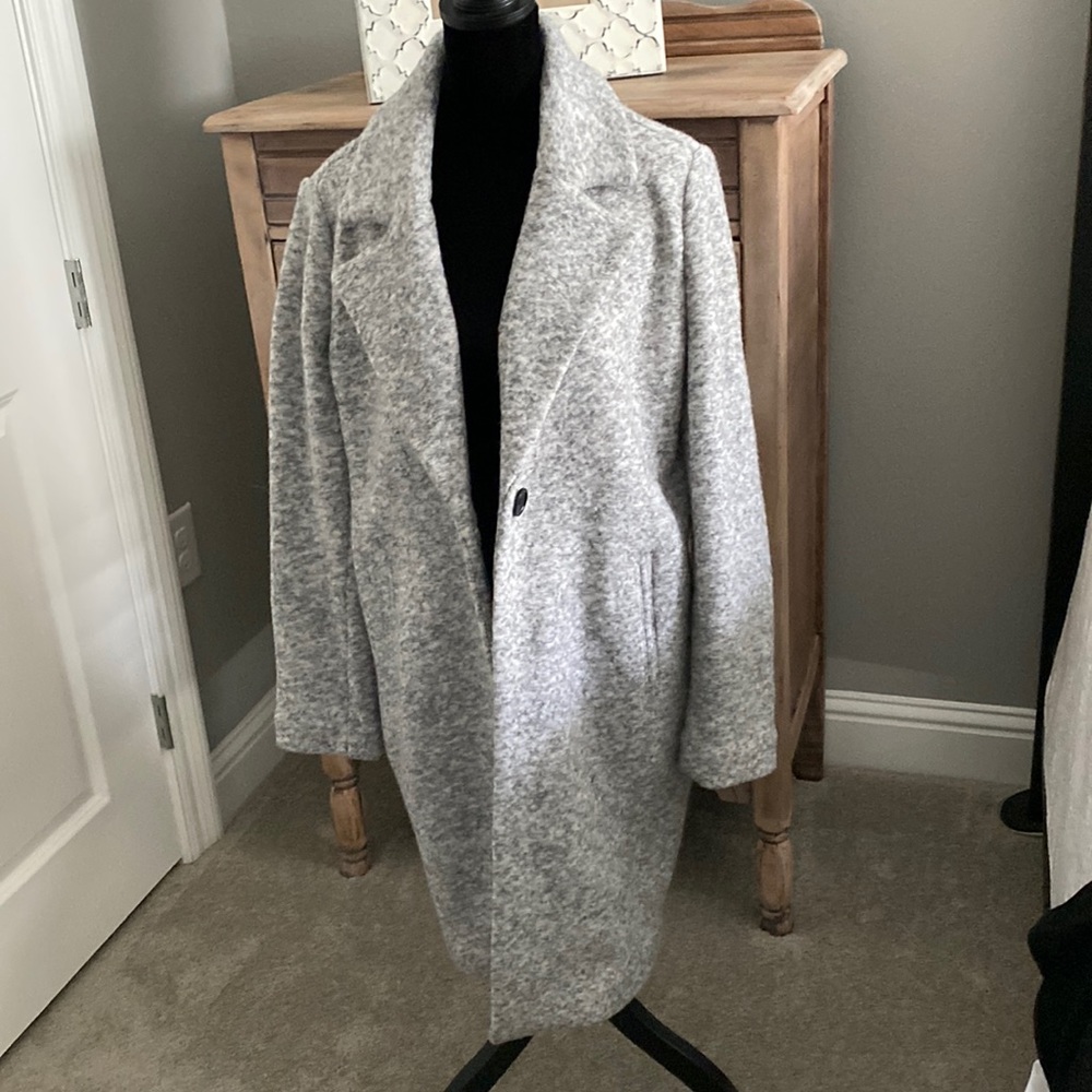 Womens Banana Republic coat, size medium